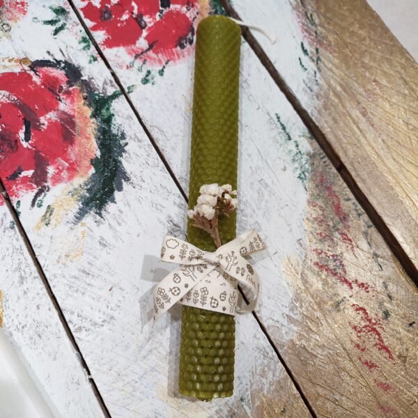 Λαμπάδα πασχαλινή απο μελισσοκέρι με αποξηραμένα άνθη (λαδί)