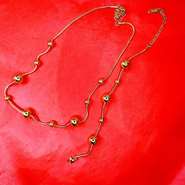 Ατσάλινο κολιέ με μπίλιες