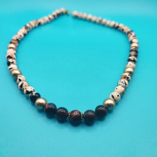 Χειροποίητο κολιέ Ηρώ με πέτρες μάτι τίγρης και ακρυλικές χάντρες