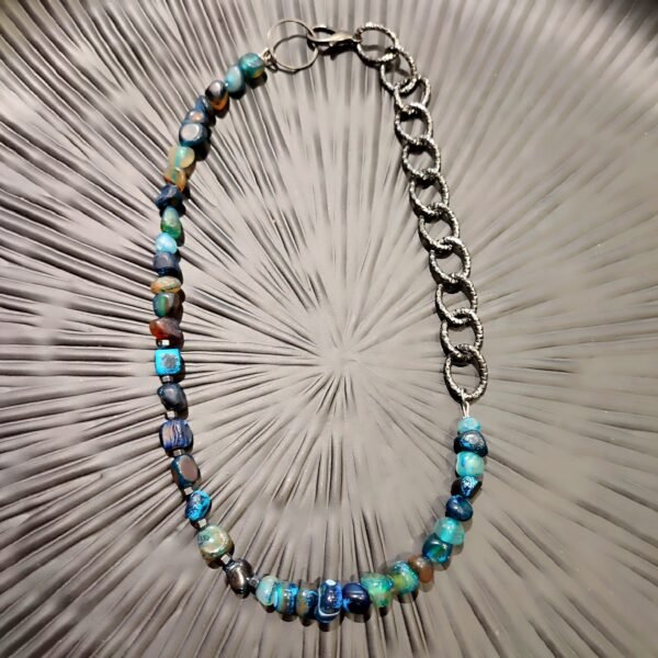 Χειροποίητο κολιέ Ερωφίλη με λίθους αχάτη και αλυσίδα gun metal