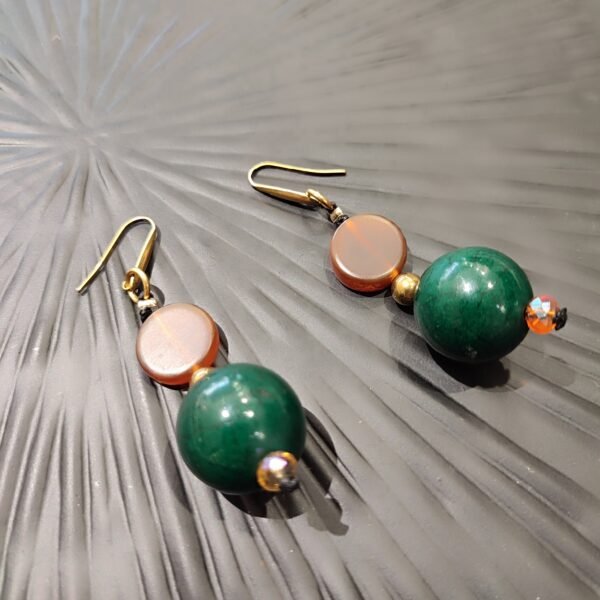 Χειροποίητα σκουλαρίκια Αίθρα με ημιπολύτιμες πέτρες χαολίτη