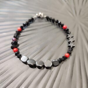 Βραχιόλι χειροποίητο με τετράγωνους αιματίτες