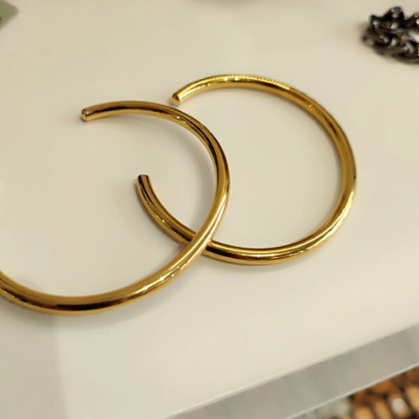 Ατσάλινο βραχιόλι βέργα επιχρυσωμένη